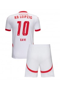 RB Leipzig Xavi Simons #10 Babytruitje Thuis tenue Kind 2024-25 Korte Mouw (+ Korte broeken)